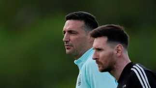 Scaloni duda sobre su continuidad: cómo reaccionó Messi