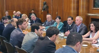 Bancos públicos y privados ingresarán al canje de deuda