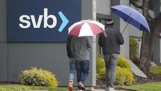¿Cuánto pierden inversores argentinos por la caída de SVB?