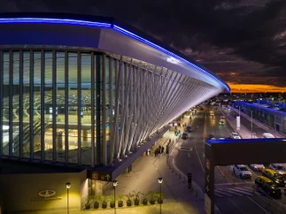 Ampliarán una parte de la terminal de Ezeiza por el boom de las compras en el exterior