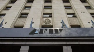 Quién es la mujer que puede quedar al frente de AFIP con Milei