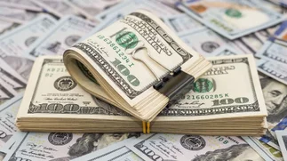 Cómo cambiar tus billetes de dólares cara chica de forma segura