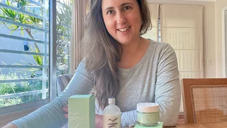 Recuperó las fórmulas de su abuela y creó una marca de cosmética