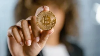 Larry Fink, CEO de Blackrock: 'Bitcoin es oro digital'