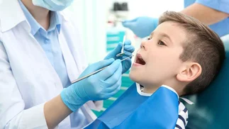 Dolor de muela en niños: qué se debe evitar para calmarlo