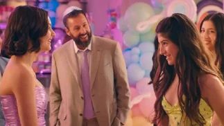 Adam Sandler llevó a toda su familia a Netflix con este film