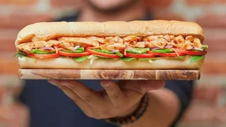 Famosa cadena de comida rápida cerró más de 600 locales: los motivos