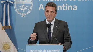 Massa prepara un refuerzo para trabajadores informales