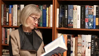 Premio Nobel de Economía para Claudia Goldin