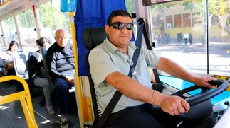 Cuánto cobra un chofer de colectivo con el aumento
