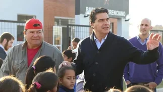 Movimientos sociales tenían camionetas del Gobierno: las devolvieron rotas