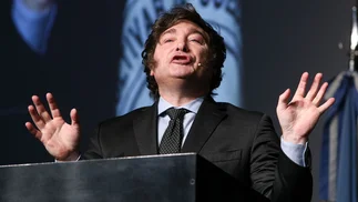 ¿Cuál fue la explicación de Javier Milei sobre el aumento de sueldo a sus funcionarios?