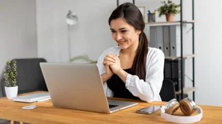 8 de cada 10 argentinos trabajan con presencialidad plena, según Randstad
