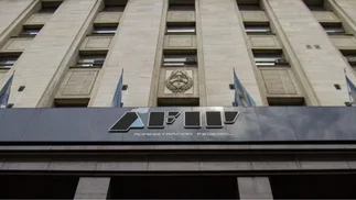 AFIP: Cuáles son los nuevos montos para informar transferencias