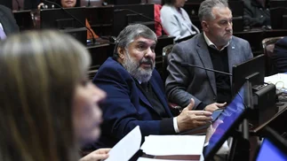 José Mayans insultó a Virginia Gallardo y la vedette le contestó