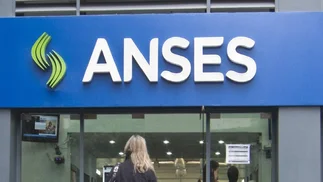 Tras los aumentos, en cuánto quedan la mínima y la máxima de las jubilaciones