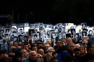 AMIA denunció que la causa está 'adormecida o cajoneada' a 32 años del atentado