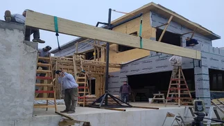 Cuánta plata ahorrás construyendo una casa de madera