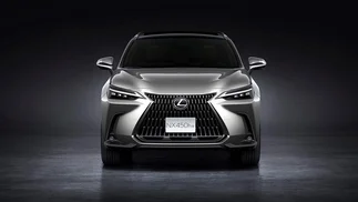 Lexus, marca de lujo de Toyota, lanza autos híbridos enchufables