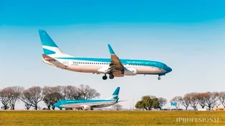 La estrategia de Aerolíneas para llenar la Patagonia de brasileños el próximo invierno