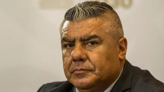 'Chiqui' Tapia denunció extorsiones ligadas al millonario negocio de las fotomultas