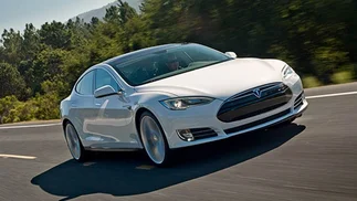 3 señales que alimentan versiones sobre arribo de Tesla con autos eléctricos a Argentina