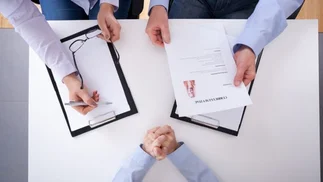 Especialistas en Recursos Humanos dan el veredicto sobre los CV redactados con IA