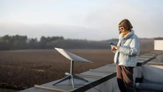 Por qué ya no habrá que luchar con la antena de Starlink para tener Internet rápida