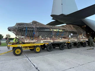 Con el arribo del primer caza F-16, Javier Milei pone a andar el plan de rearme militar