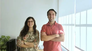Argentinos usan abejas e imágenes satelitales para hacer negocios sustentables