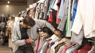Los 'Zara' de Avellaneda con ropa idéntica y tres veces más barata