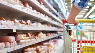 La técnica del chef para ahorrar en el supermercado que está causando furor en las redes