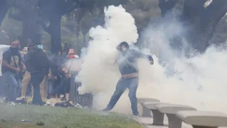 El Gobierno prohíbe el acceso a estadios a 26 barrabravas por incidentes en el Congreso