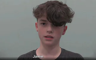 La reacción del protagonista de 'Adolescencia' al ser elegido por Netflix se vuelve viral
