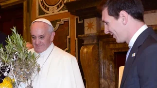 Qué dice el sentido mensaje de despedida de Lio Messi al papa Francisco