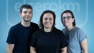 Tres emprendedores crearon un negocio innovador en el mercado de autos 0Km