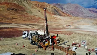 Por qué el Gobierno se retiró de la única empresa de explota oro y plata en Catamarca
