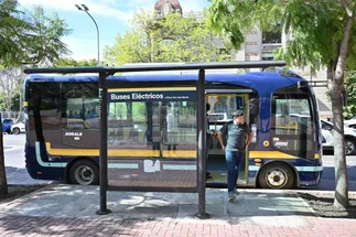 Los colectivos eléctricos en CABA dejan de ser gratuitos: cuánto sale el boleto