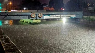 Tormenta en provincia de Buenos Aires: 1000 evacuados y 10 municipios en alerta roja