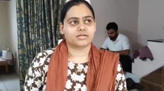 'El tráfico me salvó': una joven perdió por 10 minutos el vuelo que se estrelló en India