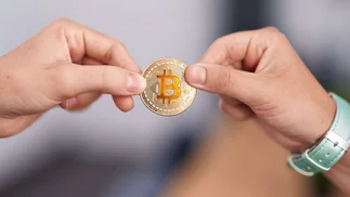 Qué pasa con los bitcoins cuando muere el titular: así funcionan las billeteras multisig