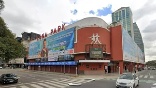 La Justicia volvió a frenar la demolición del Luna Park y crece la disputa por su futuro