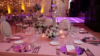 VIDEO | Fiesta de 15 o casamiento en 2026: cuánto cuesta para 50 y 100 personas