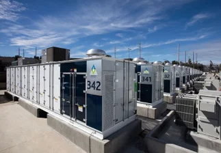 Licitación de baterías: fuerte competencia bajó un 33% el costo de almacenamiento