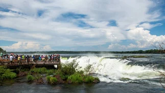 El motivo que obligó a las Cataratas del Iguazú a cerrar su atractivo más importante