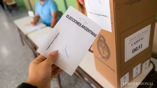La Libertad Avanza saca ventaja en intención de voto por descontento con la oposición