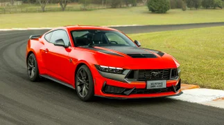 VIDEO | Revelamos el Mustang Dark Horse: un auto de competición para la ciudad
