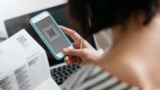 Qué ventajas tienen los pagos de facturas por QR, que son un boom en Argentina