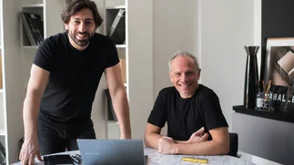 Empezaron con una inversión mínima y hoy lideran el diseño interior en Argentina
