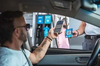 La APP YPF suma nueva funcionalidad: pago en dólares